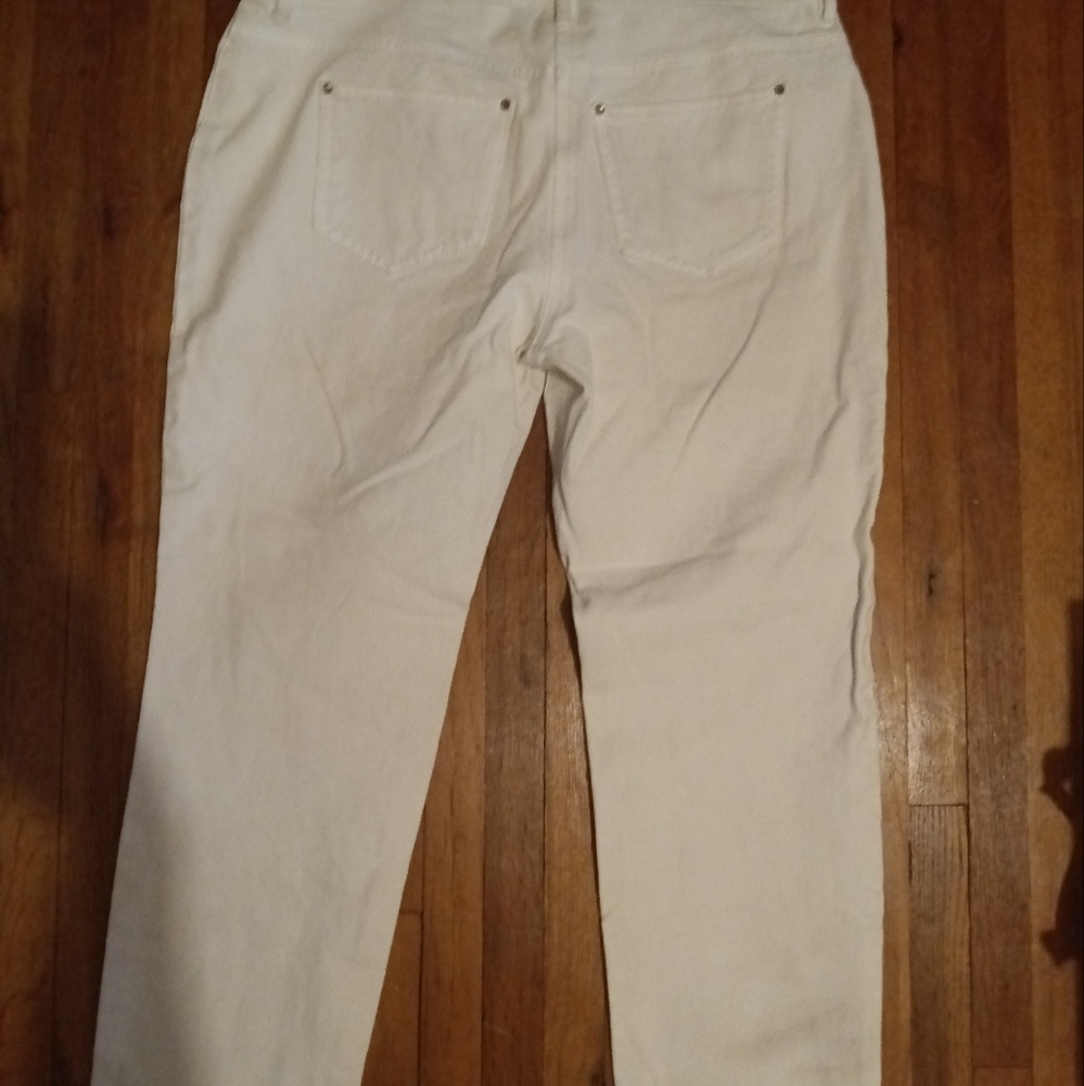 Women's White Skinny Stretch Jeans - Picture 4 of 7